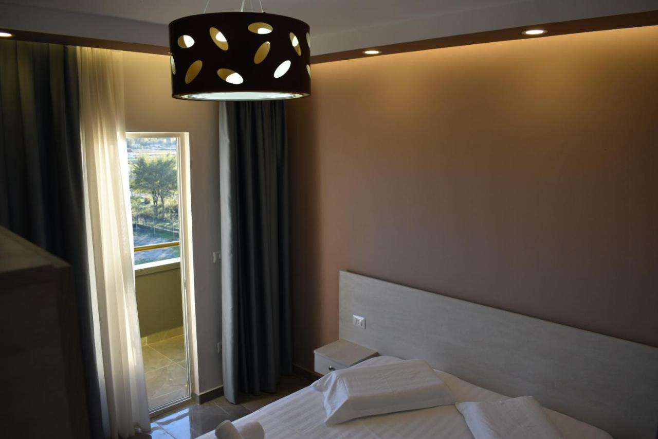 Hotel Qetesia-Te Indriti Велипойе Экстерьер фото