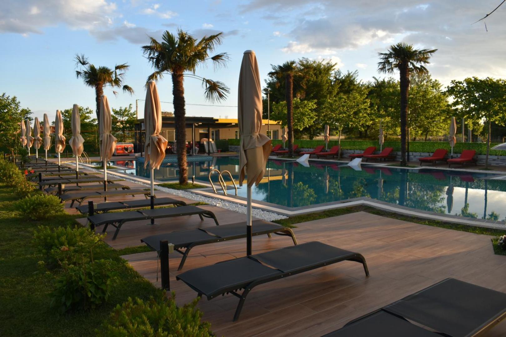 Hotel Qetesia-Te Indriti Велипойе Экстерьер фото